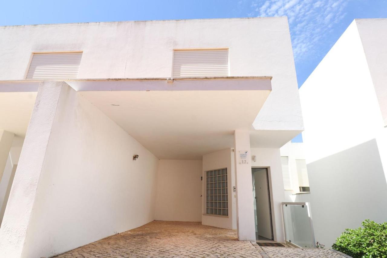 Lovelystay - Divine 3Bdr Duplex House W/ Pool & Garden Patroves Exterior foto